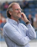 War mit dem Spiel seiner Jungs zufrieden und nannte den Dreier einen „brutal wichtigen Sieg“: Aschaffenburgs Trainer Ronny Borchers, der in seiner Zeit als Spieler bei Eintracht Frankfurt den Spitznamen „Disco-Ronny“ erhielt.
