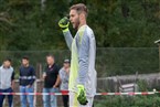 Groß´lohe-Keeper Dominik Brunnhübner zeigt es an: im Derby kam es sprichwörtlich auf das Köpfchen an.