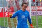 Tobias Werdich freut sich über den Auswärtspunkt des FC Memmingen beim haushohen Favoriten.

  