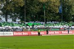 Auf der Gegengerade im Sachs-Stadion war vor dem Spiel eine Choreographie der aktiven Fans zu sehen. 